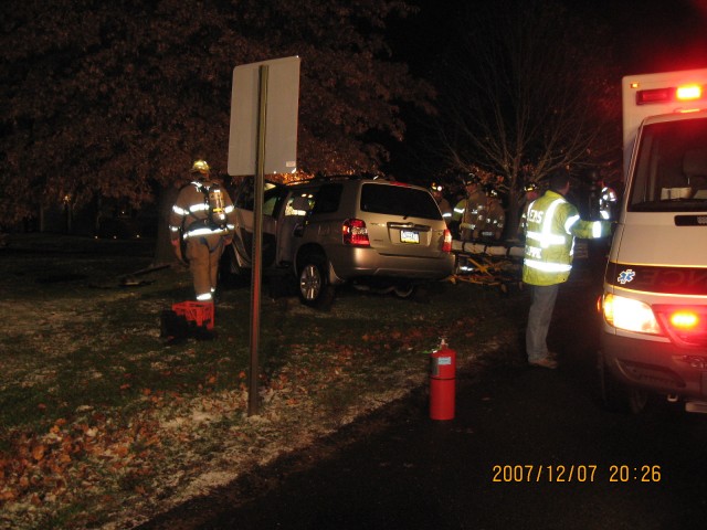 Dec 07 Crash with Rescue on Rittenshouse RD